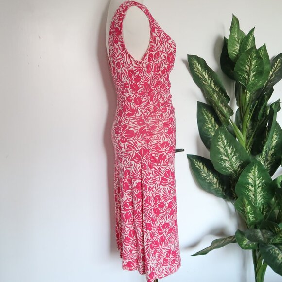 Diane von Furstenberg Silk Pink Floral V-Neck Gathered Sides Knee Length Dress 4 - Picture 5 of 12